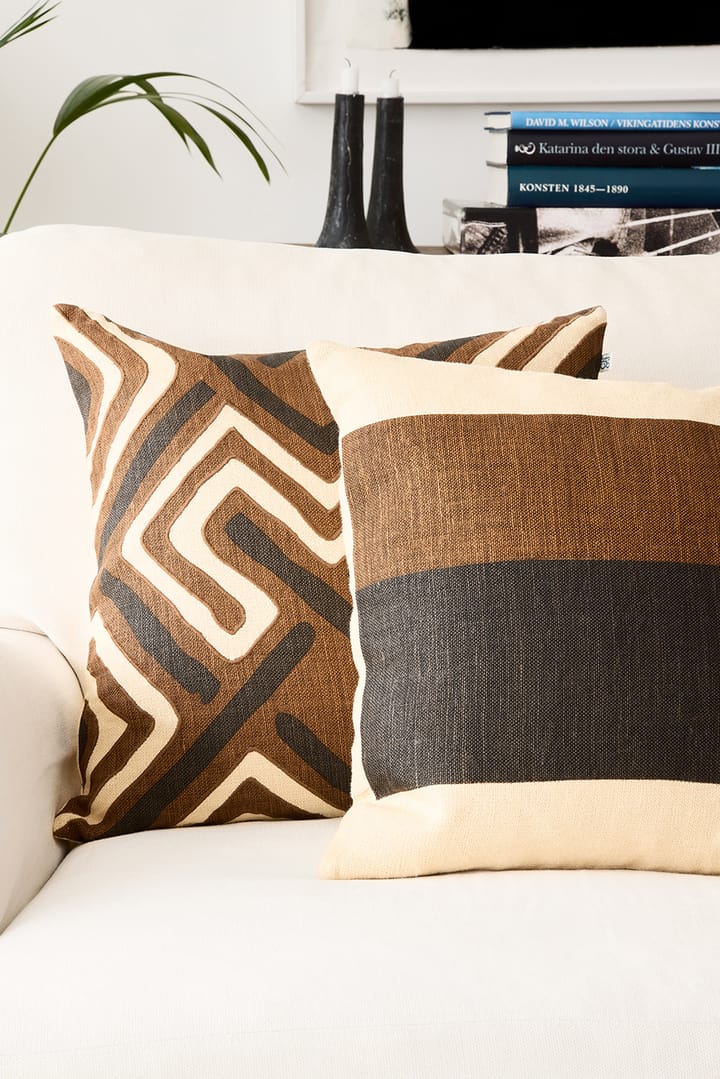 Kumar Kissenbezug 50 x 50cm, Taupe-Dark Brown Chhatwal & Jonsson