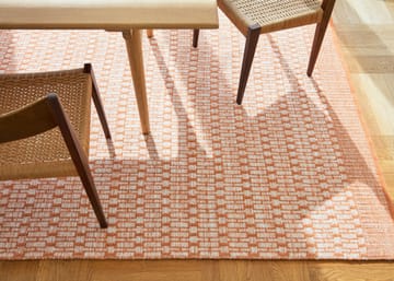 Mahi Teppich 170 x 240 cm - Off-White-Orange - Chhatwal & Jonsson