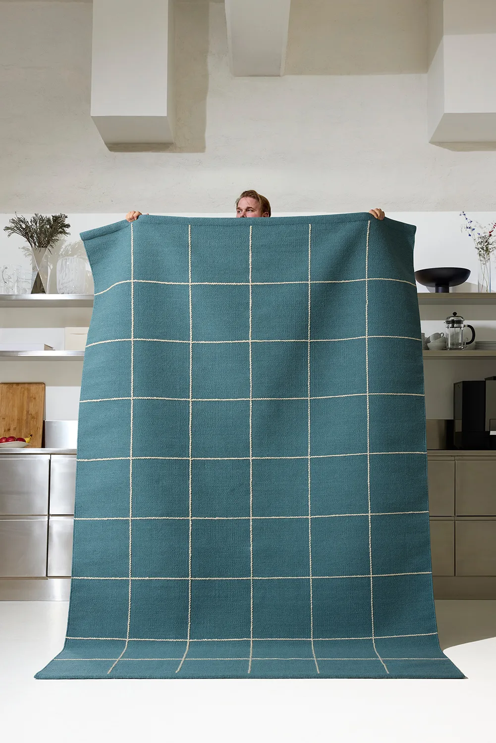 Milan Teppich, Heaven blue-off white, 230x320 cm Chhatwal & Jonsson