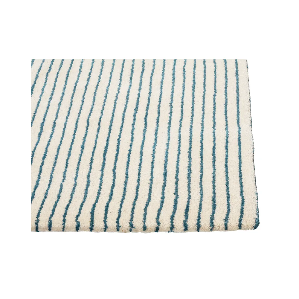 Radha Wollteppich 180 x 270cm, Off white-heaven blue Chhatwal & Jonsson