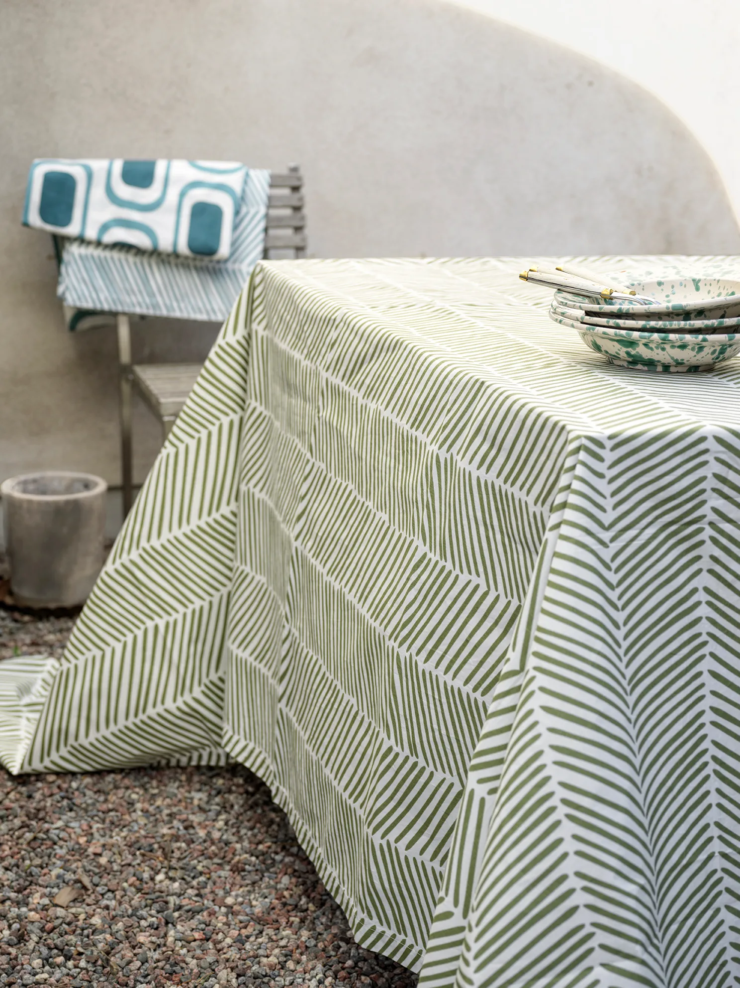 Rama Tischdecke 150 x 350cm, Cactus green Chhatwal & Jonsson