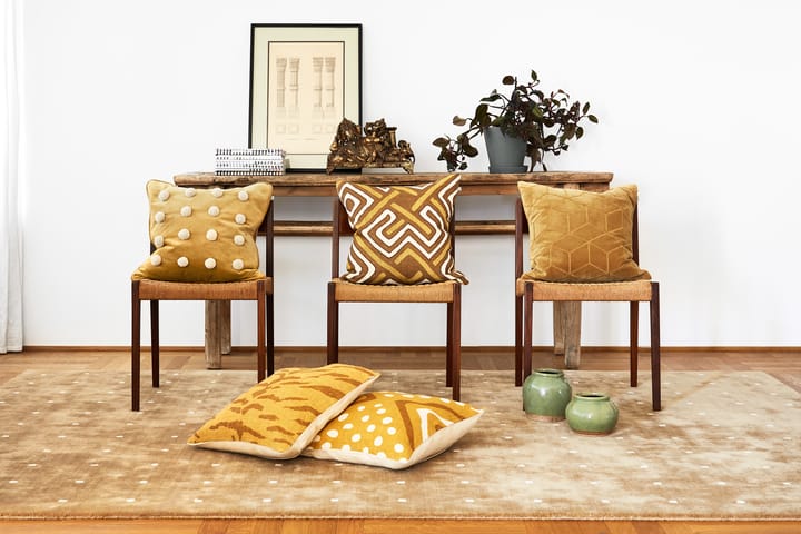 Veena Kissenbezug 50 x 50cm, Spicy yellow-taupe Chhatwal & Jonsson