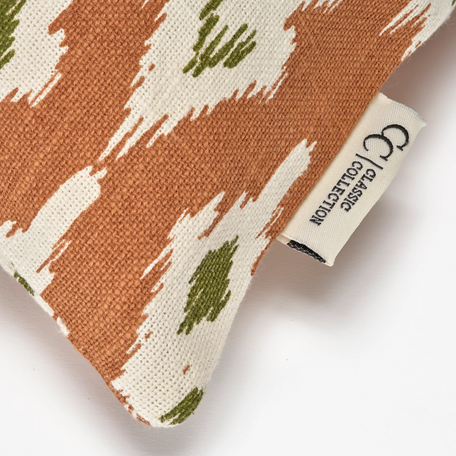 Ikat Diamond Kissenbezug 50x50 cm, Brown Classic Collection