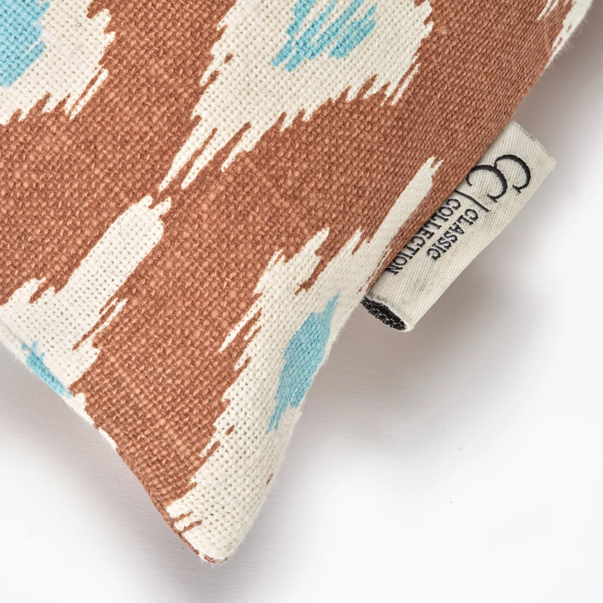 Ikat Diamond Kissenbezug 50x50 cm, Mocha Classic Collection