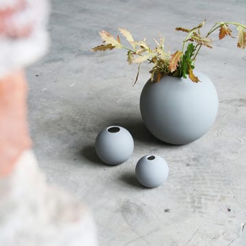 Ball Vase grey - 8cm - Cooee