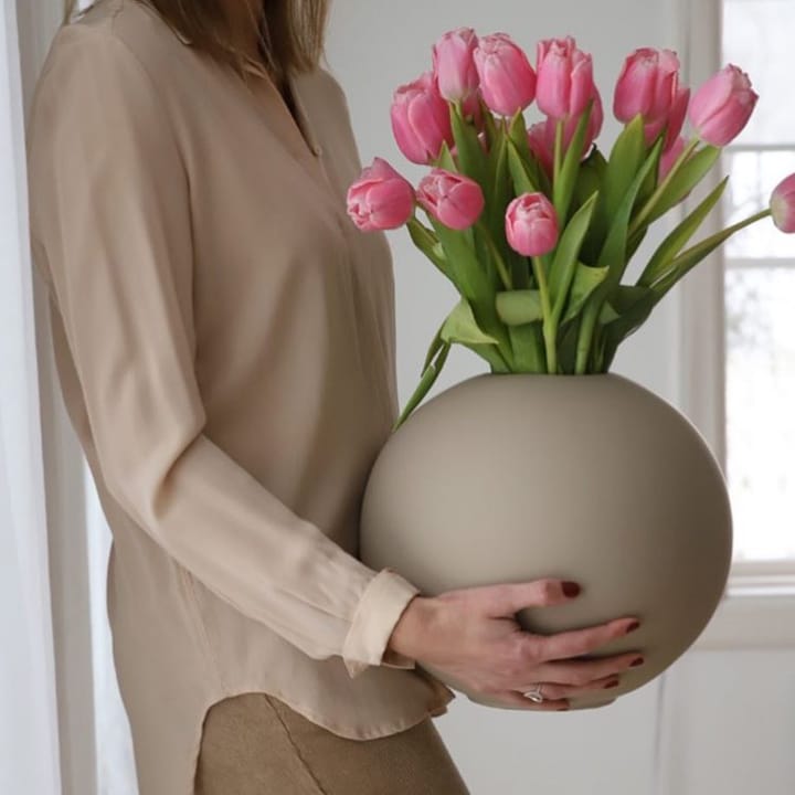 Ball Vase sand - 30cm - Cooee