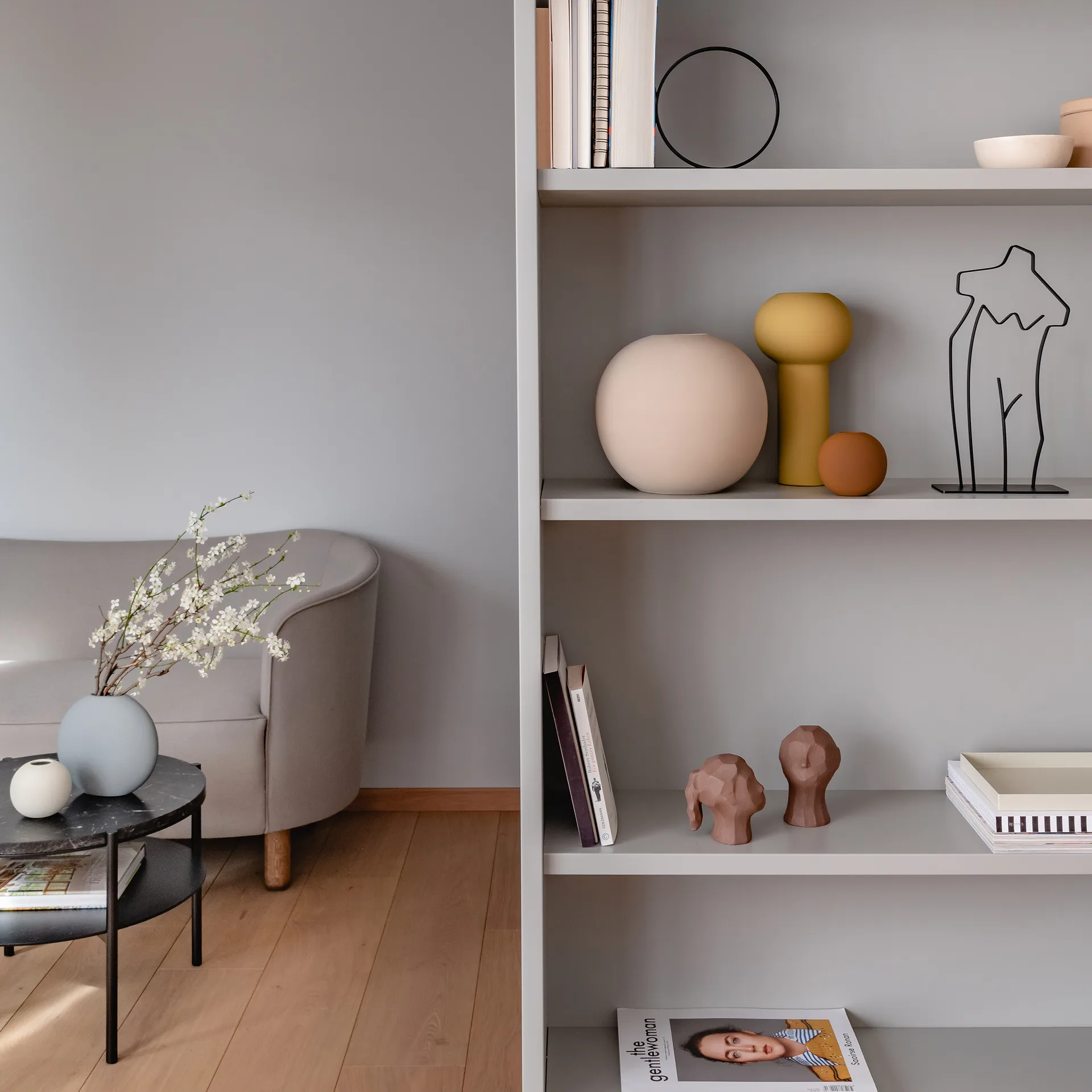 Benedict und Amal sculpture, Earth Cooee Design