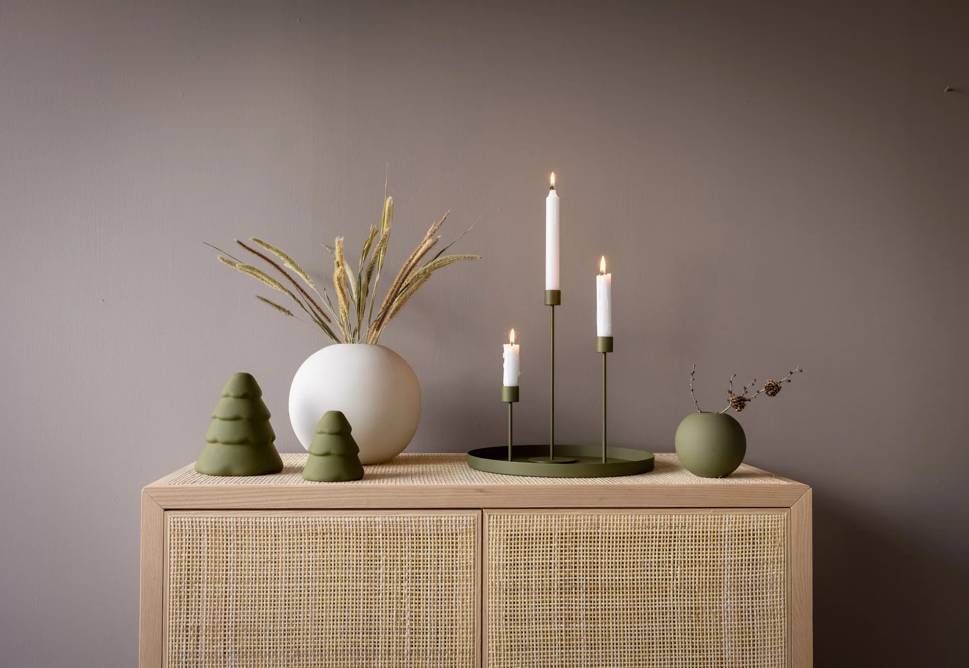 Cooee Kerzenhalter 13cm, Olive Cooee Design