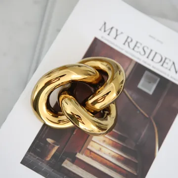 Knot Table small Dekoration - Gold - Cooee Design