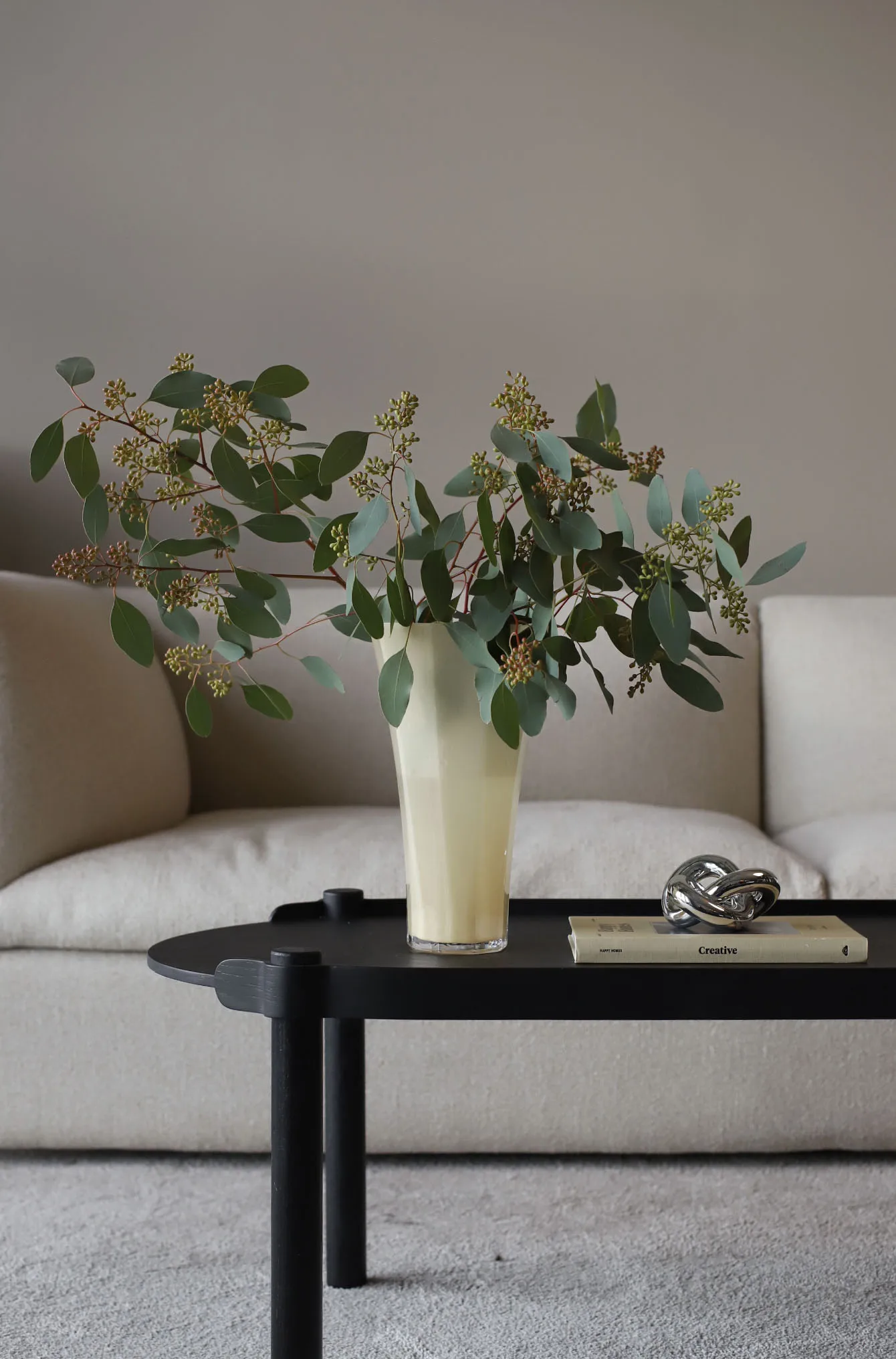 Liliané Vase 18 cm, Butter yellow Cooee Design