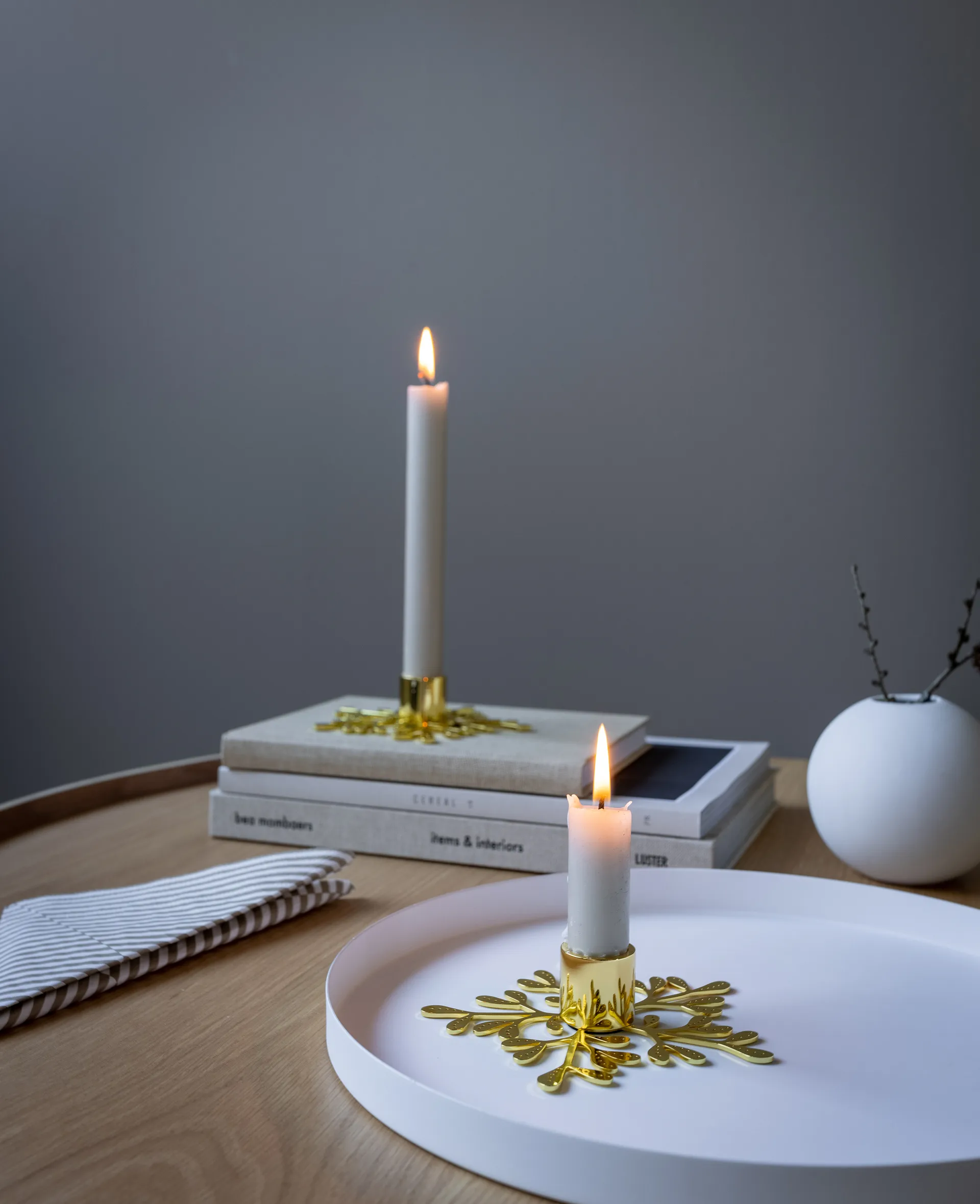 Mistletoe Kerzenhalter, Messing Cooee Design