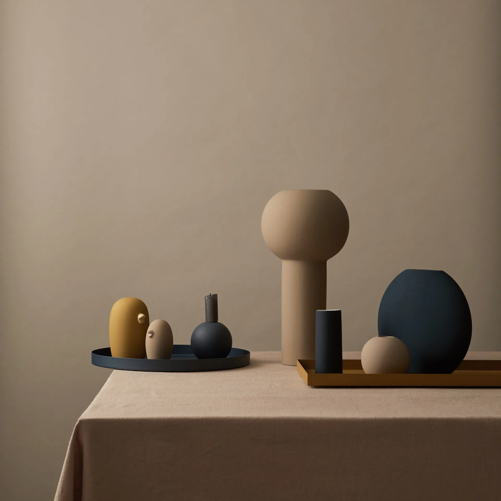 Pastille Vase 20cm, Midnight blue Cooee Design