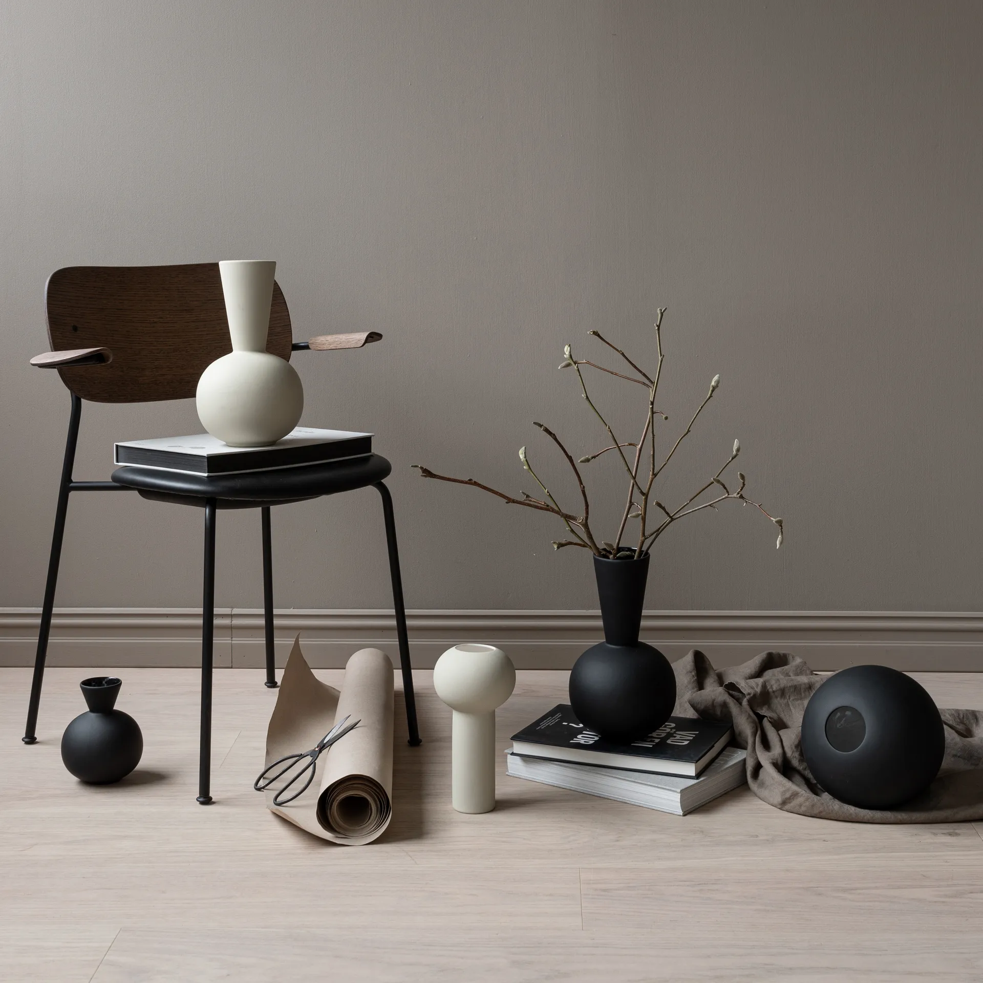 Trumpet Vase 30cm, Black Cooee Design