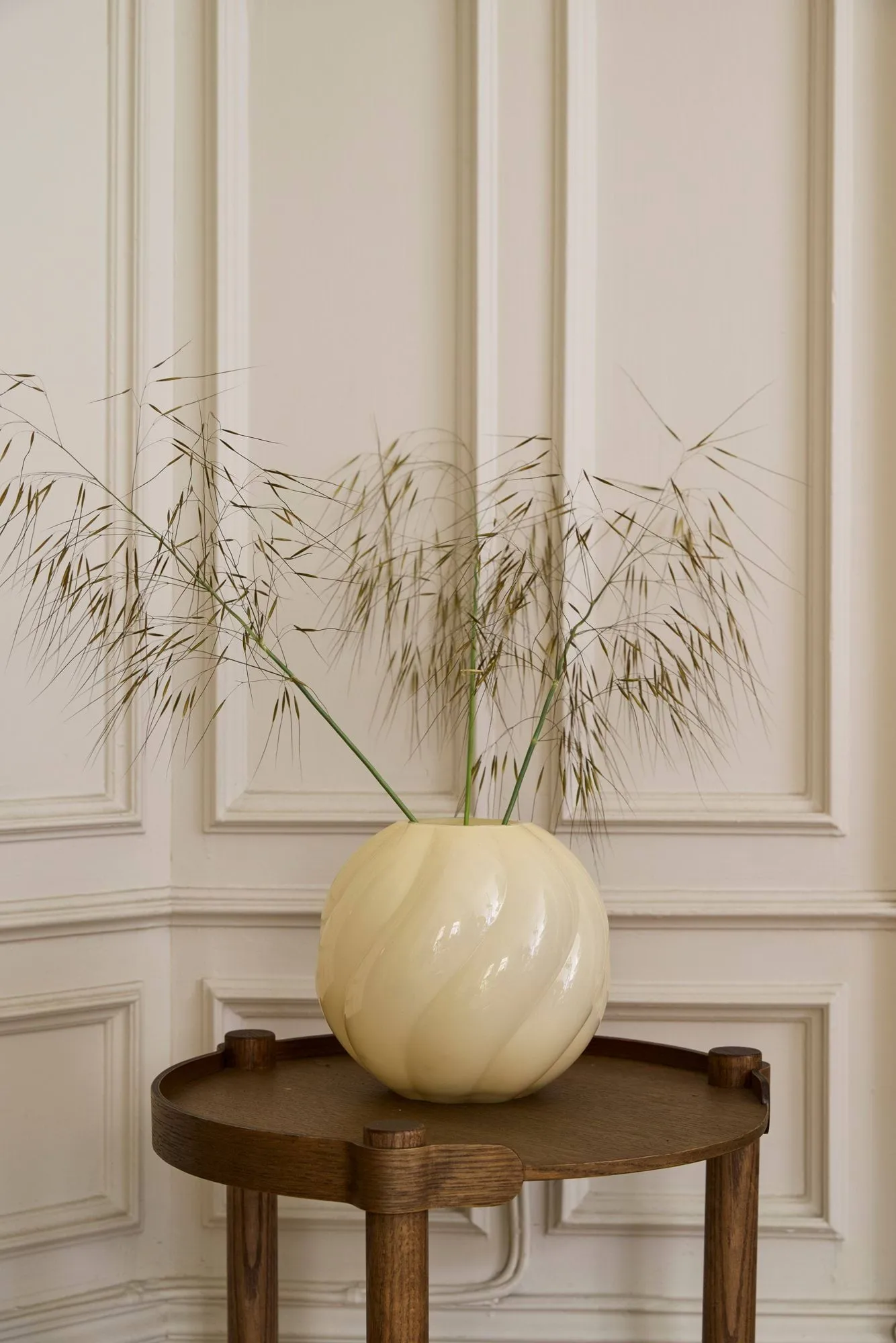 Twist Ball Vase 20 cm, Butter yellow Cooee Design