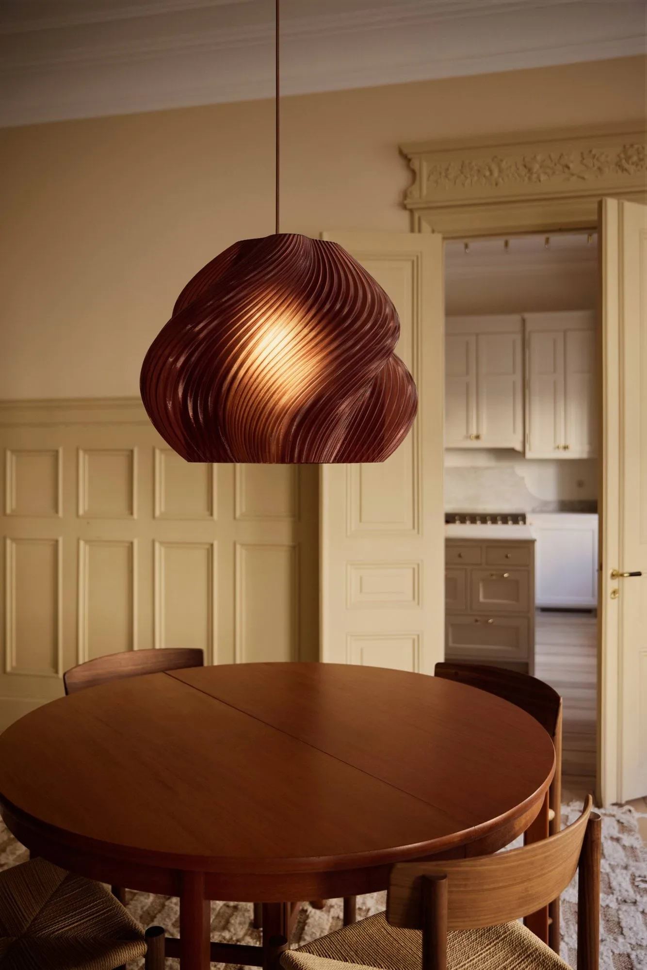 Soft Serve Pendelleuchte, Cherry-chrome, Mega, 60 cm Crème Atelier