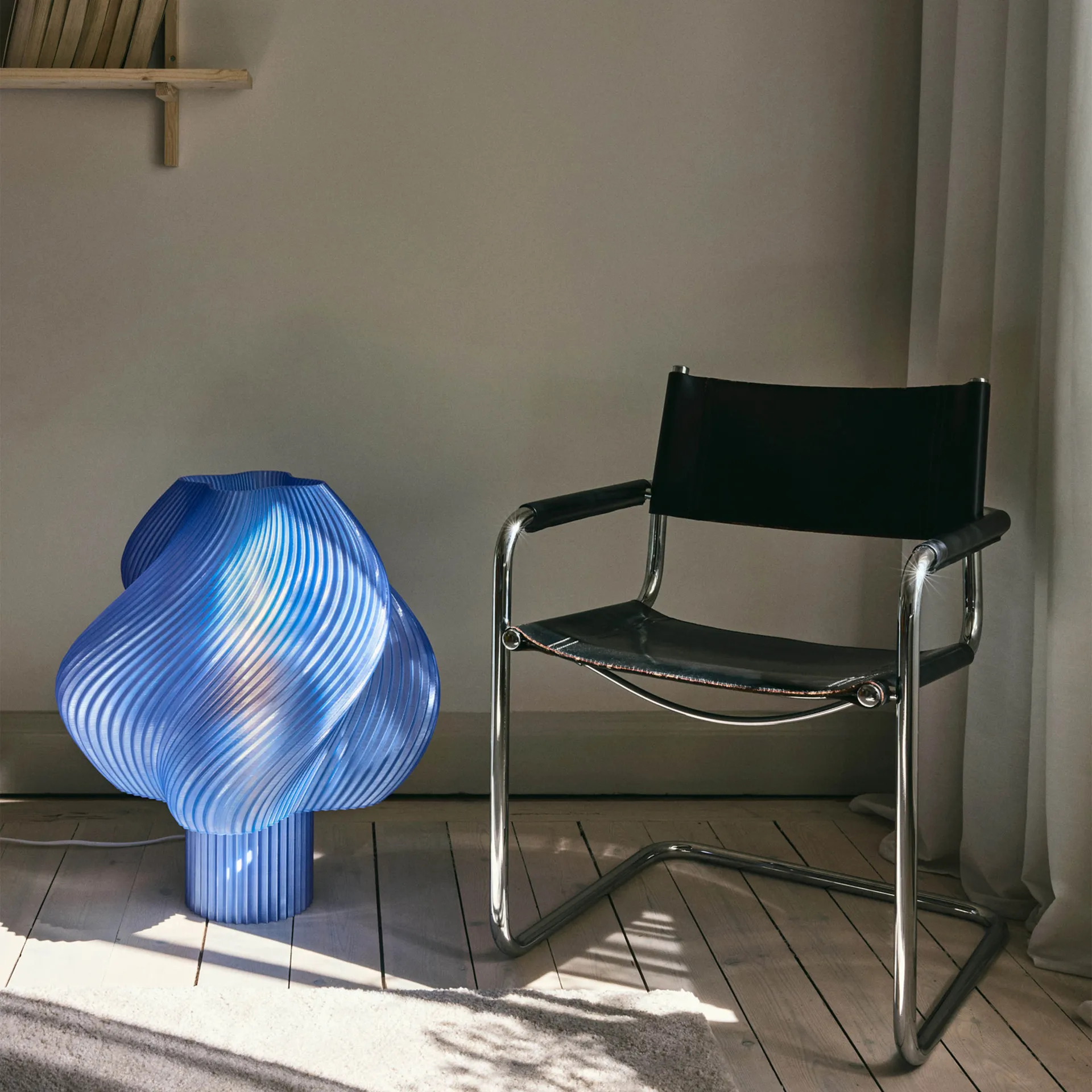 Soft Serve Stehleuchte, Blueberry Sorbet, Mega, 63 cm Crème Atelier