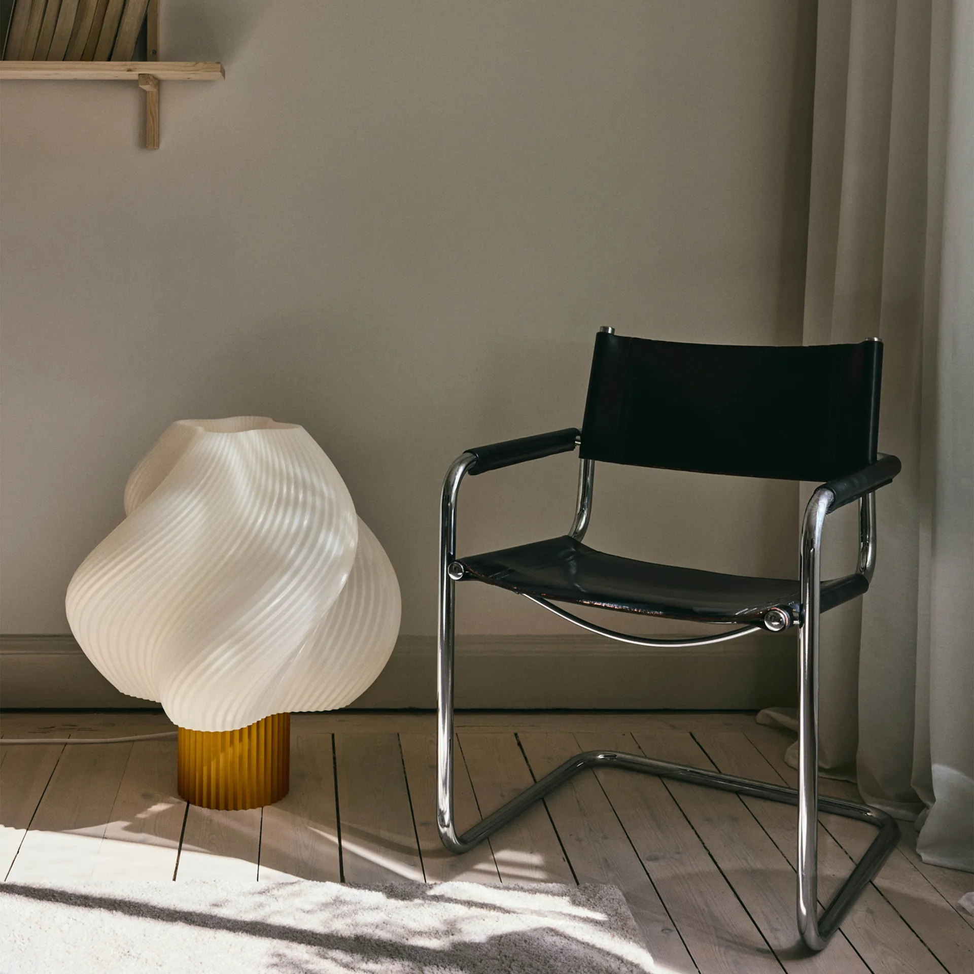 Soft Serve Stehleuchte, Cloudberry, Mega, 63 cm Crème Atelier