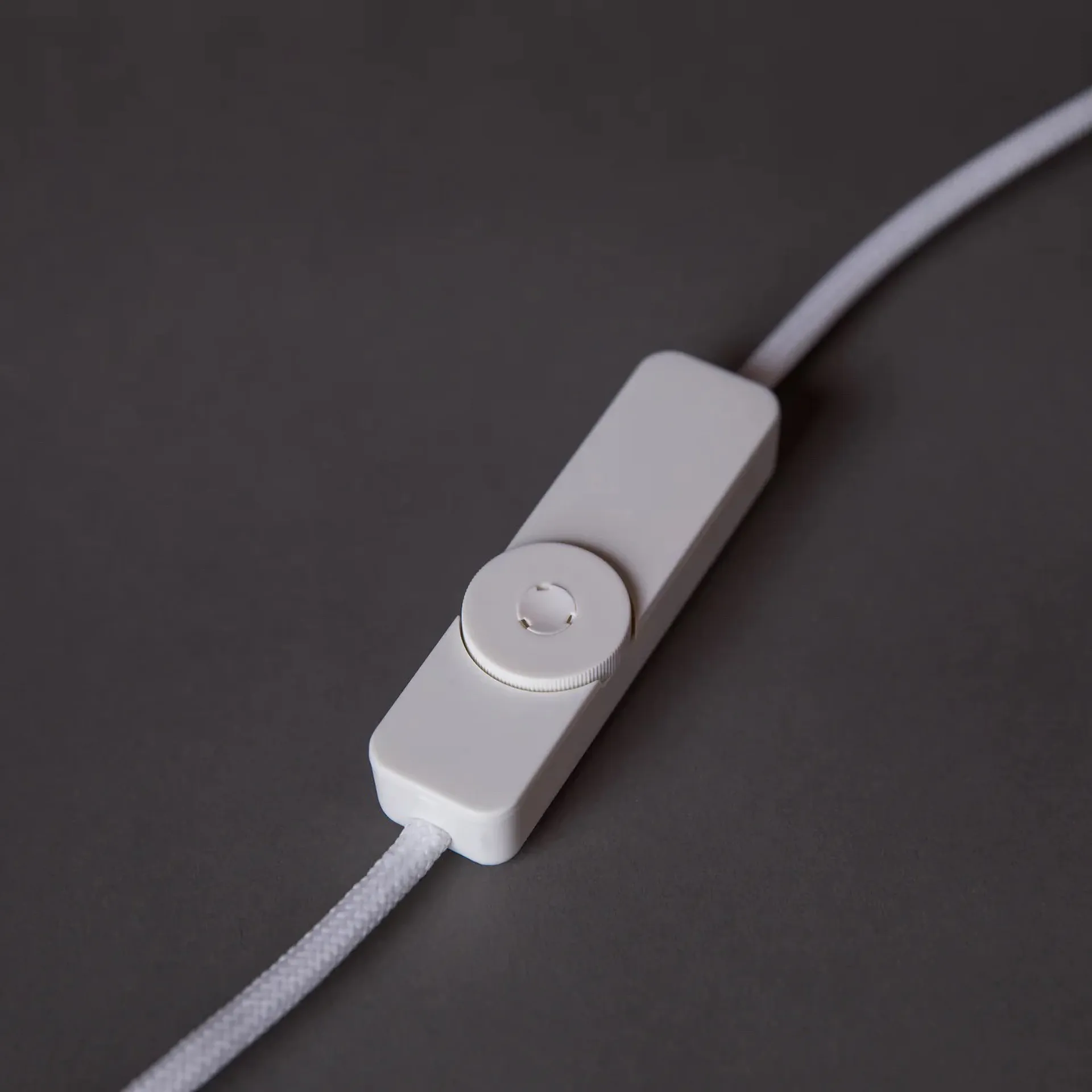 Soft Serve Tischleuchte, Wild strawberry, Regular, 26 cm Crème Atelier