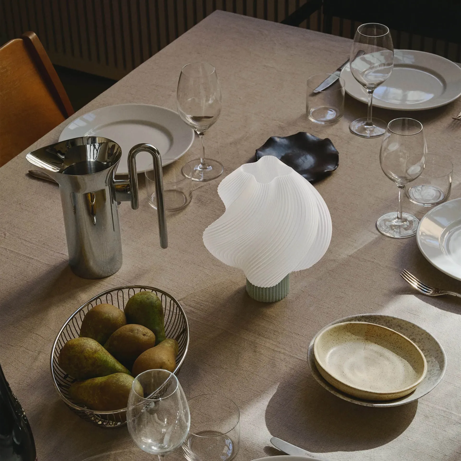 Soft Serve tragbare Tischleuchte, Matcha, 23 cm Crème Atelier