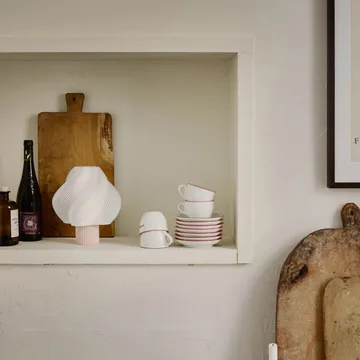 Soft Serve tragbare Tischleuchte - Walderdbeere, 23 cm - Crème Atelier