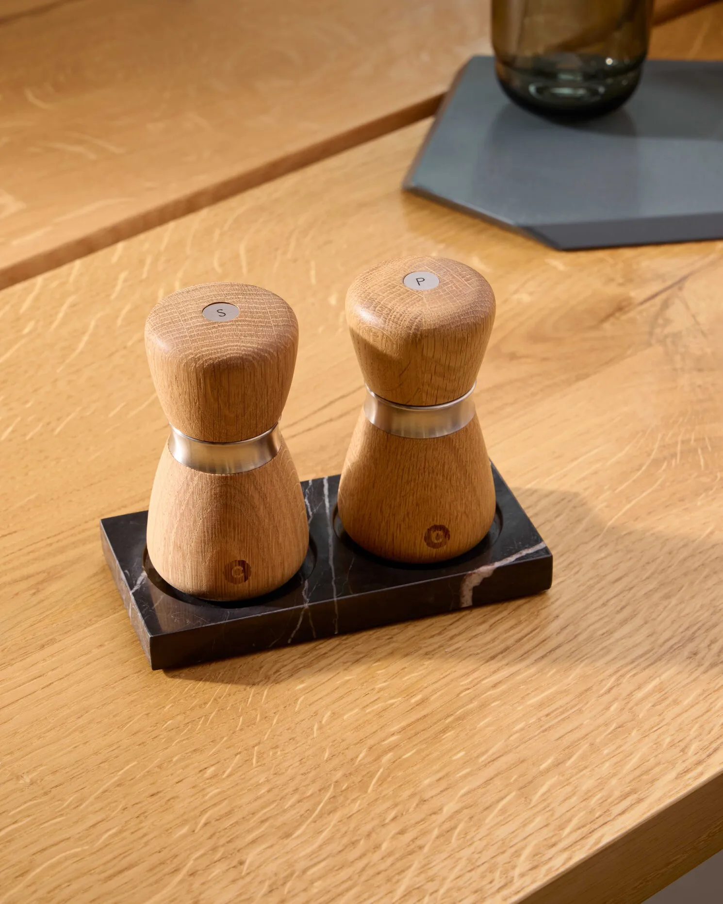 Tabletopper Gewürzmühlenständer, Black marble Crushgrind