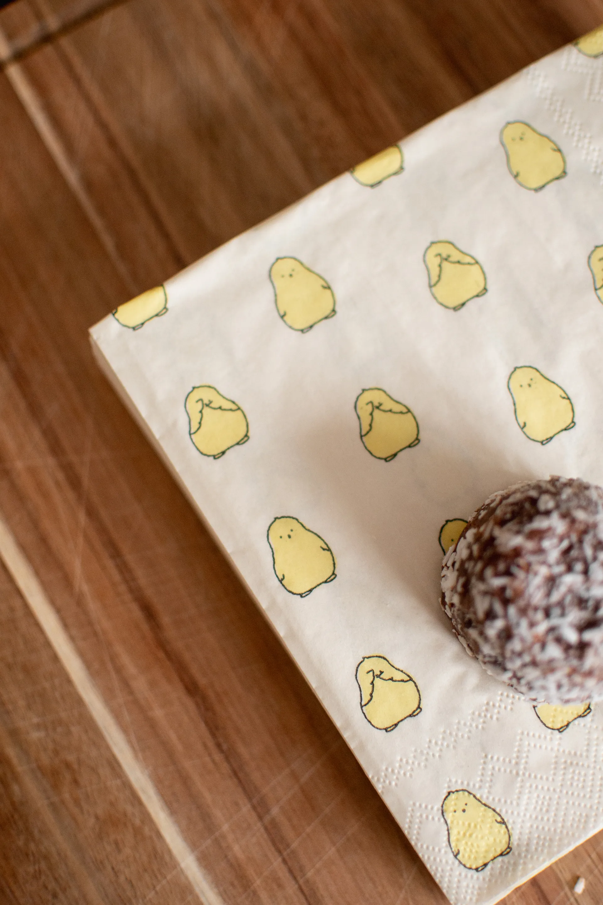 Chubby chicken Papierserviette 20-teilig, Yellow, 33x33 cm DBKD