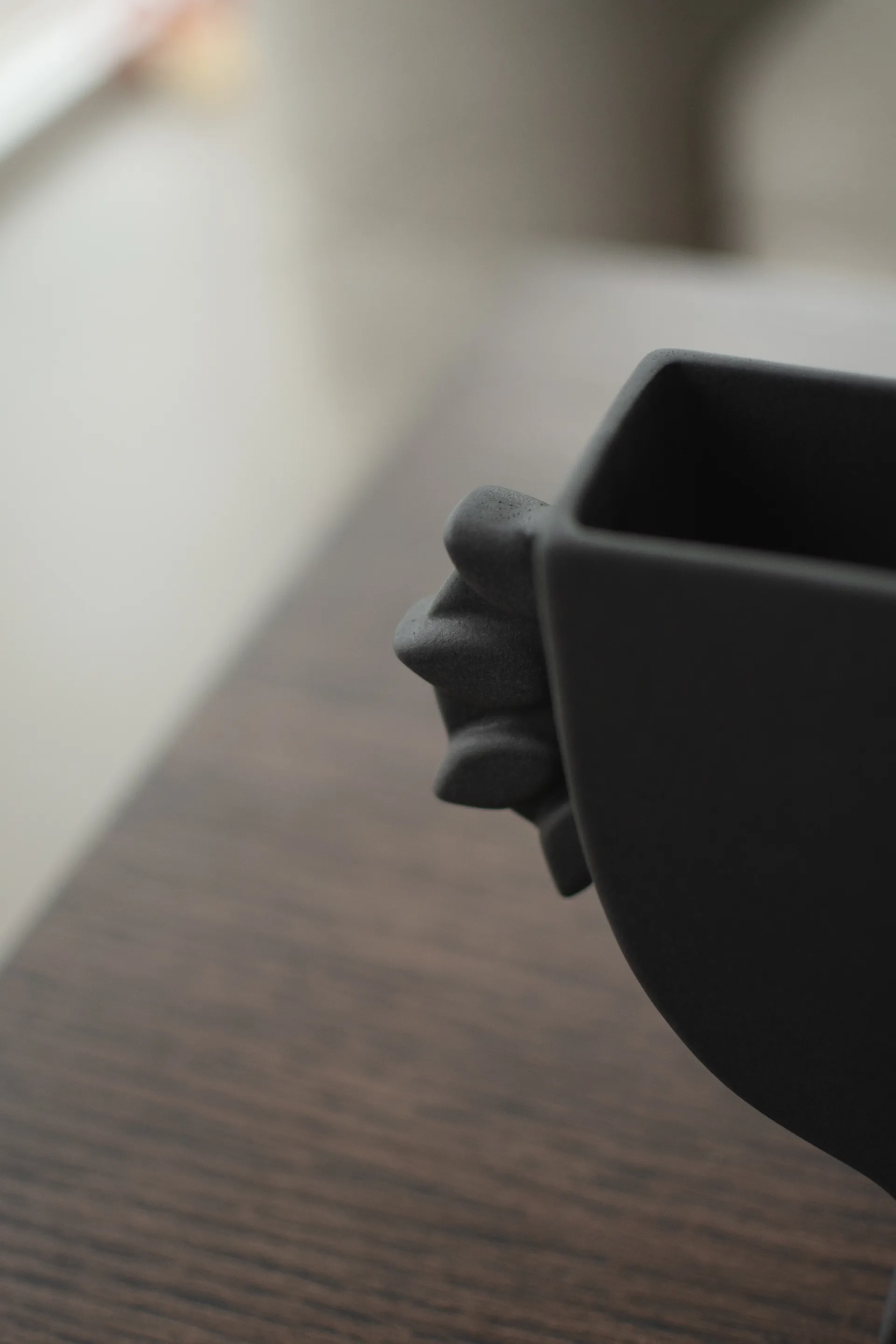 Flache Vase 16 cm, Black DBKD