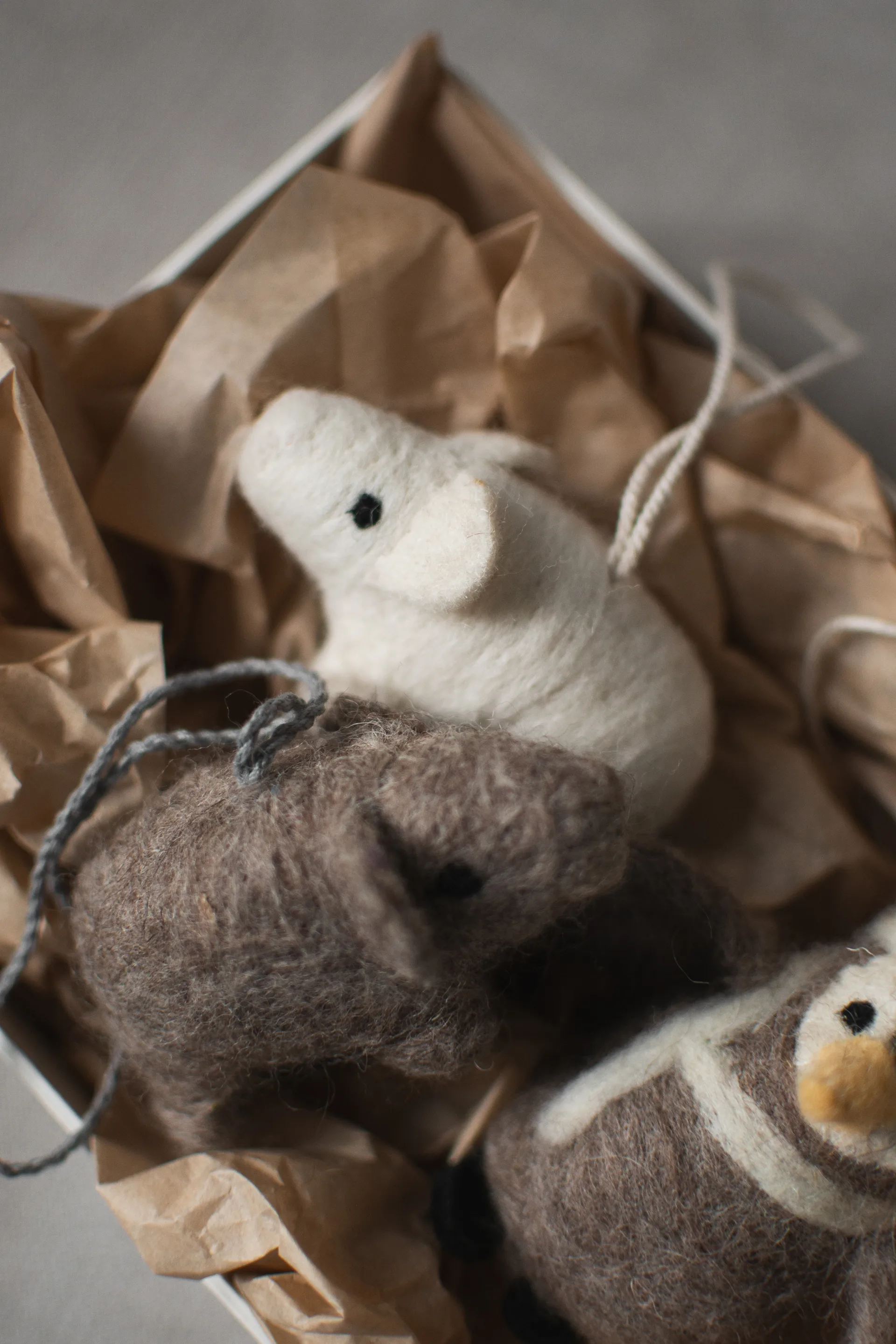 Hanging pig Dekorationsanhänger, White DBKD