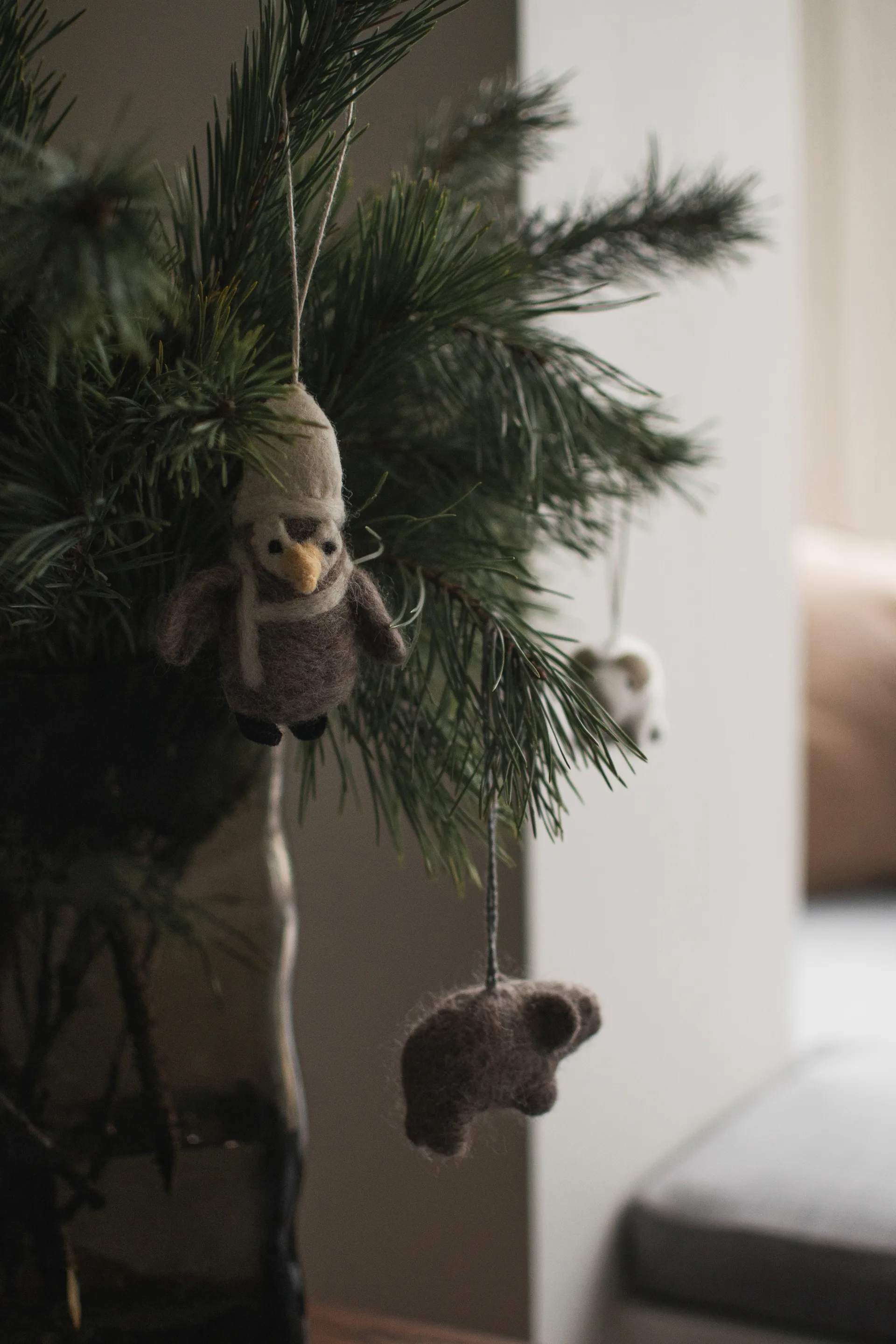 Hanging pinguin Dekorationsanhänger, Beige-white DBKD