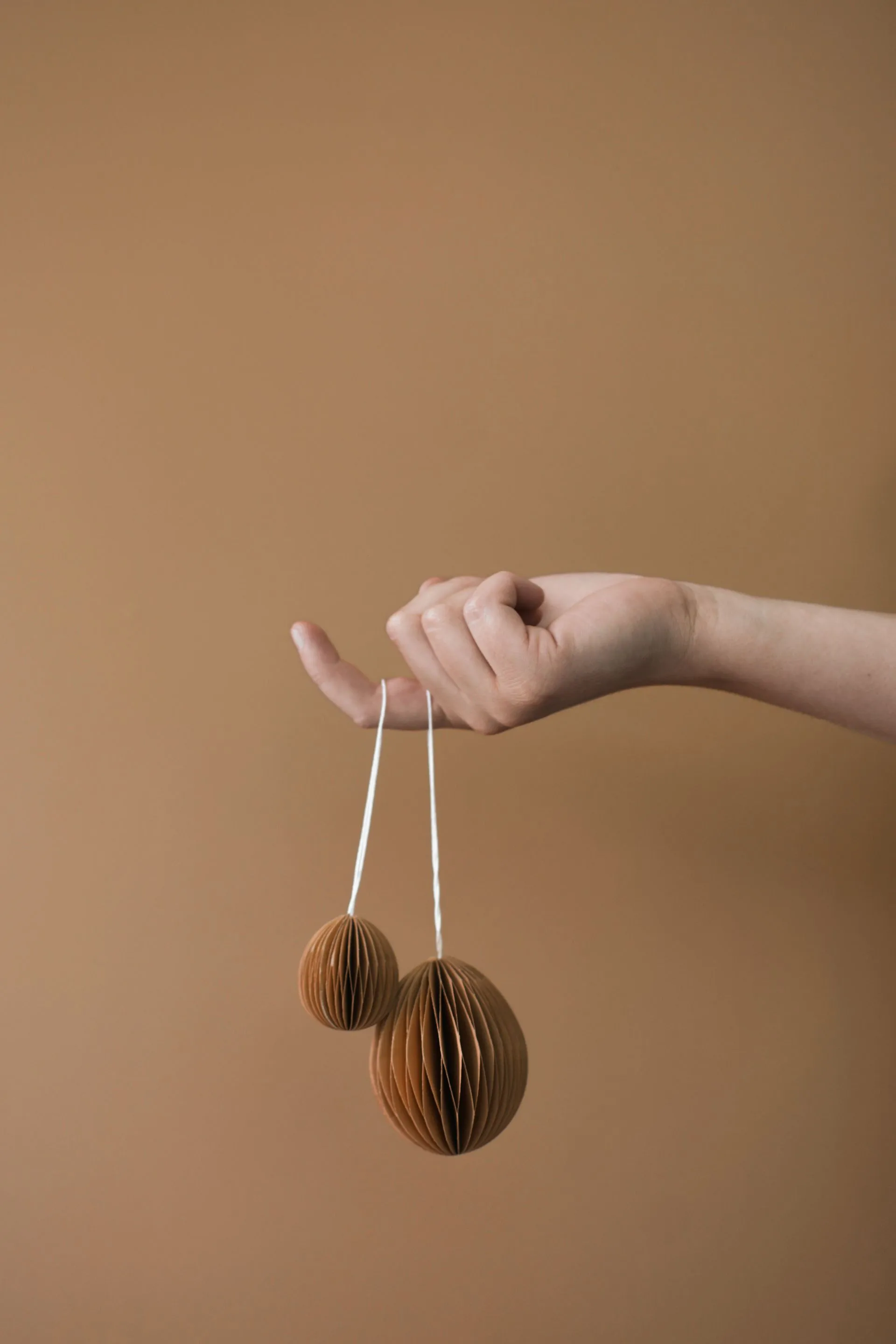 Ovoid Osteranhänger Papier 7 cm, Terracotta DBKD