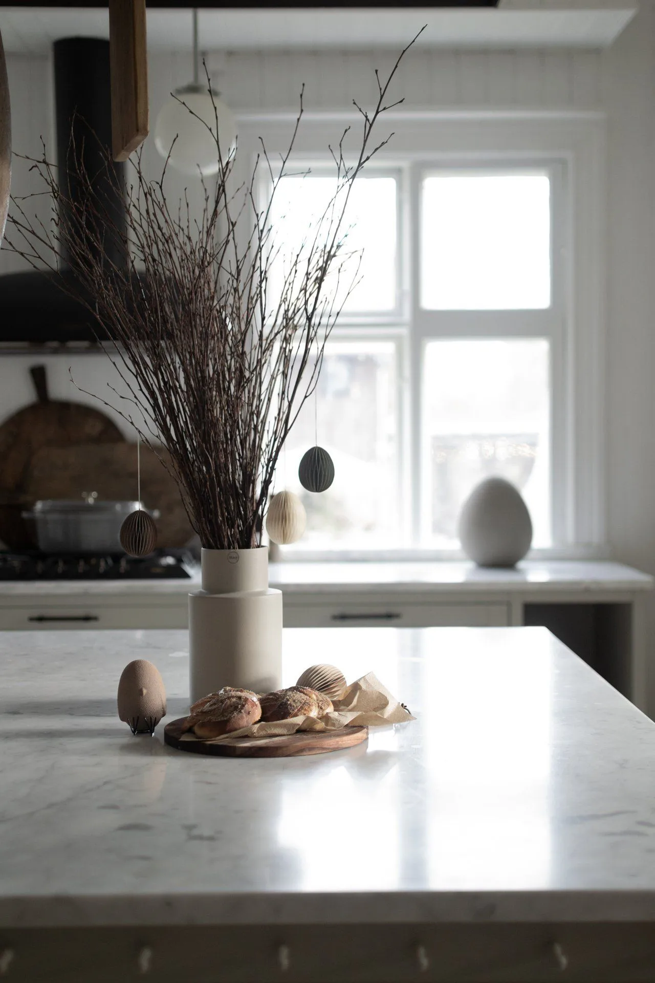 Ovoid Osteranhänger Papier 7 cm, White DBKD