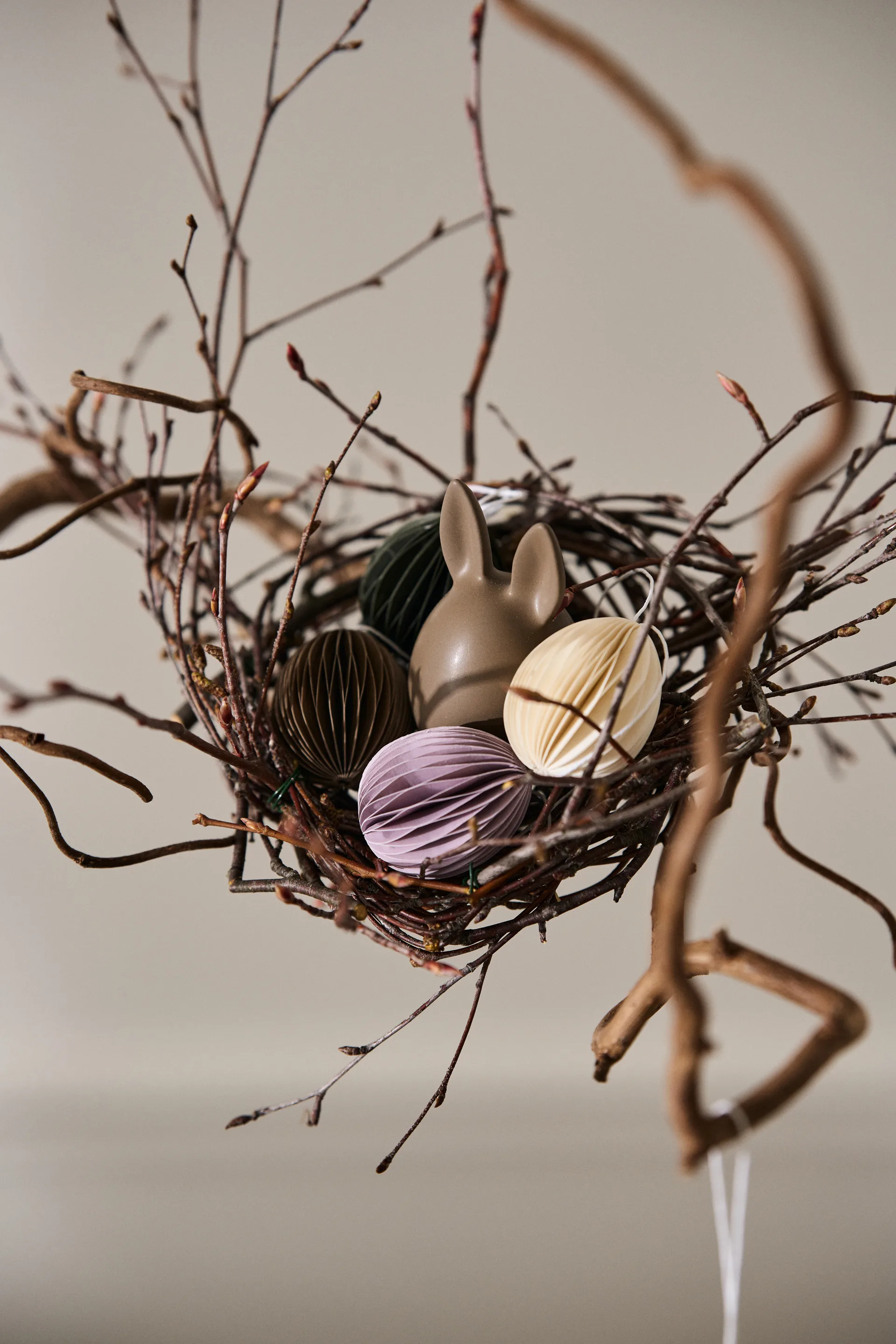 Ovoid Osteranhänger Papier small 4cm, Sand DBKD