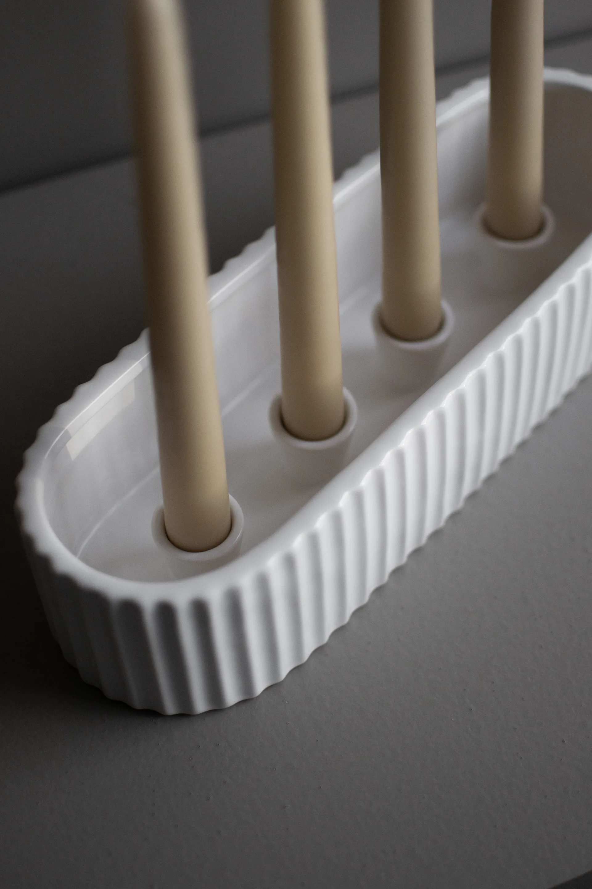 Stripe Adventskerzenhalter 30cm, Shiny white DBKD