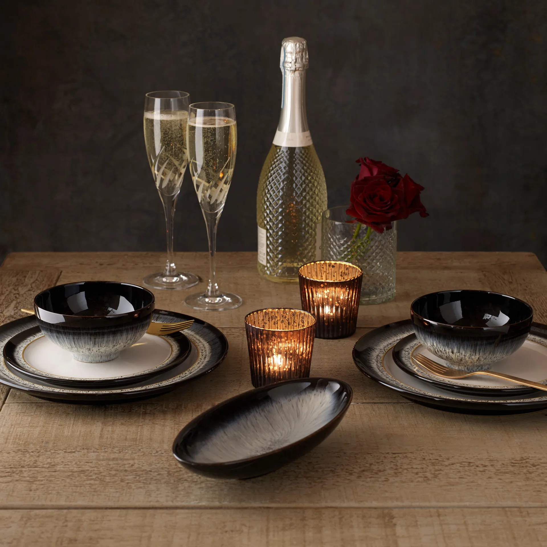 Halo Teller 24,5cm, Blau-grau-schwarz Denby