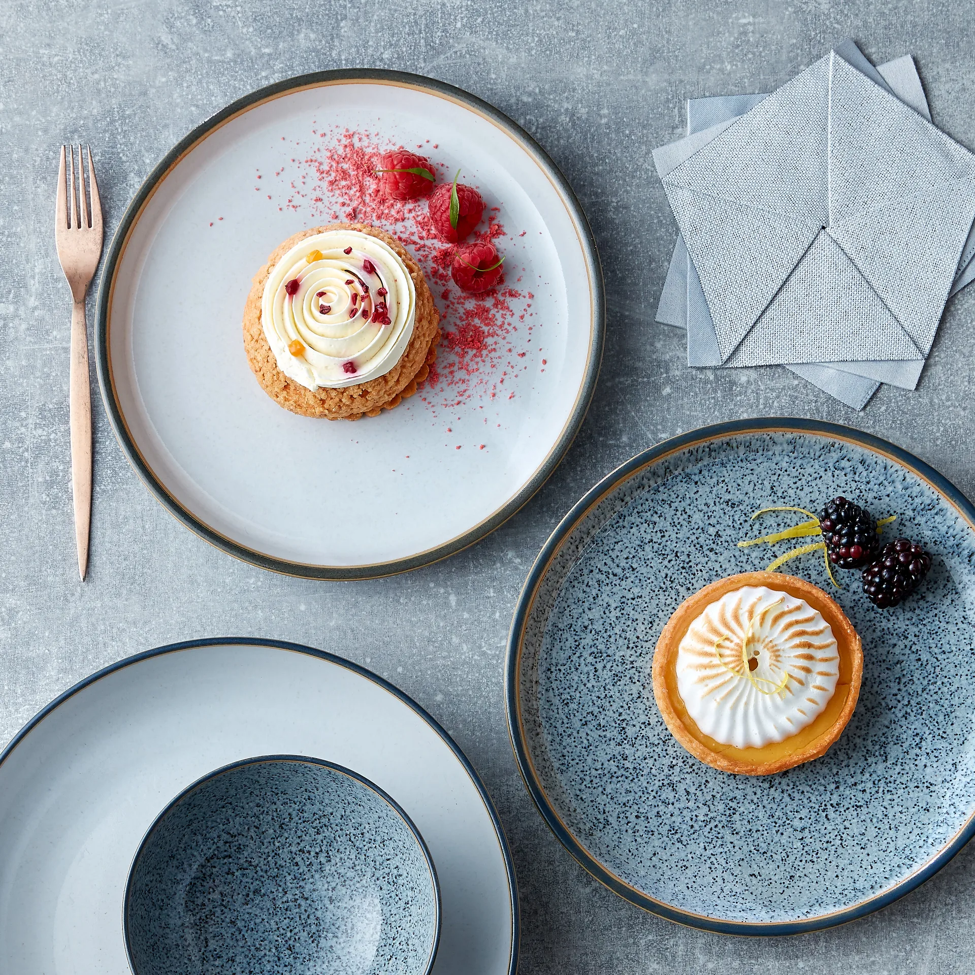 Studio Grey coupe Teller 26cm, Granite Denby