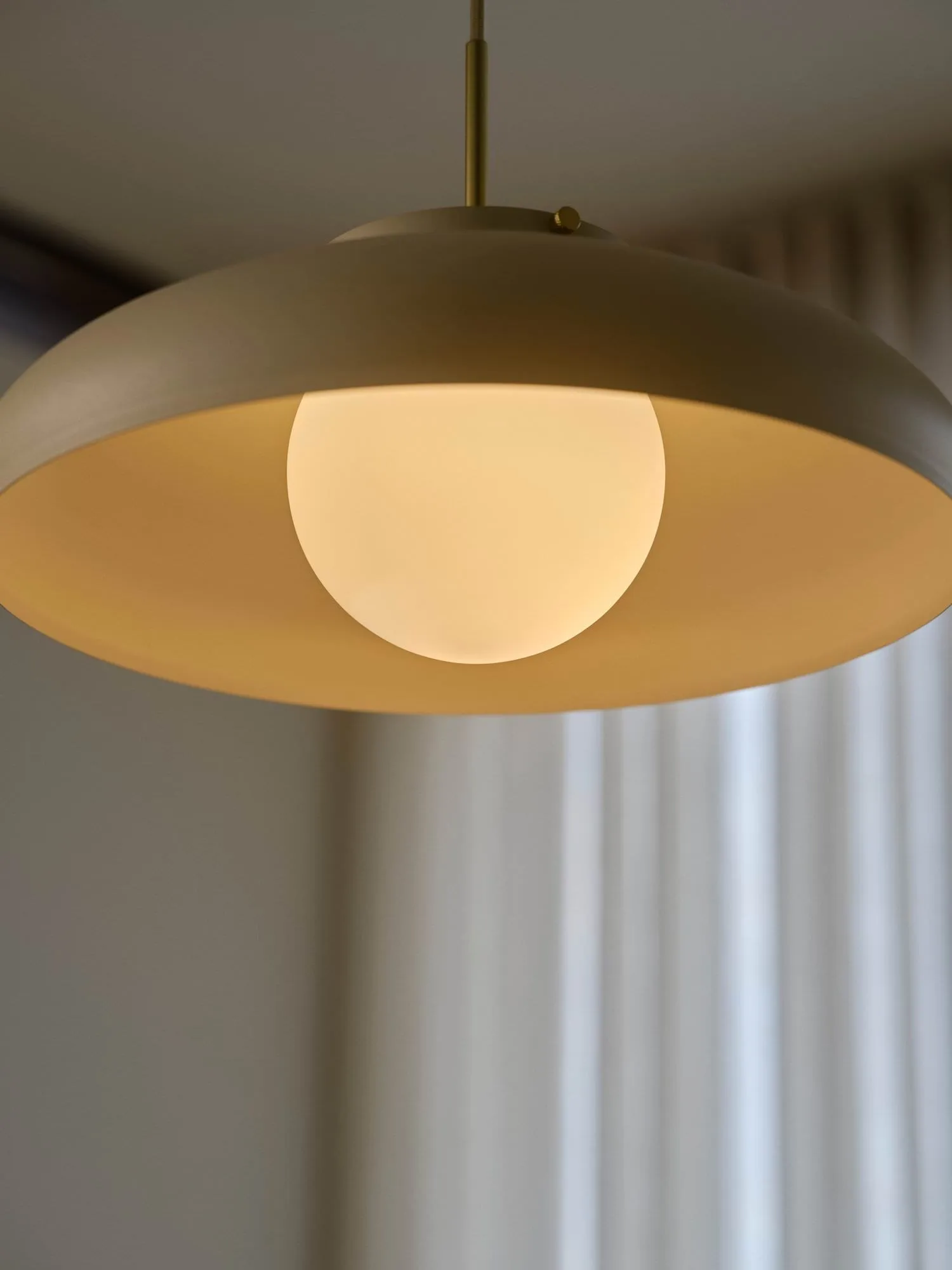 Latif Deckenleuchte, Beige, Ø40 cm Design For The People