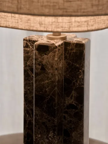 Takai Marmor-Tischlampe - Beige, Ø30x55 cm - Design For The People