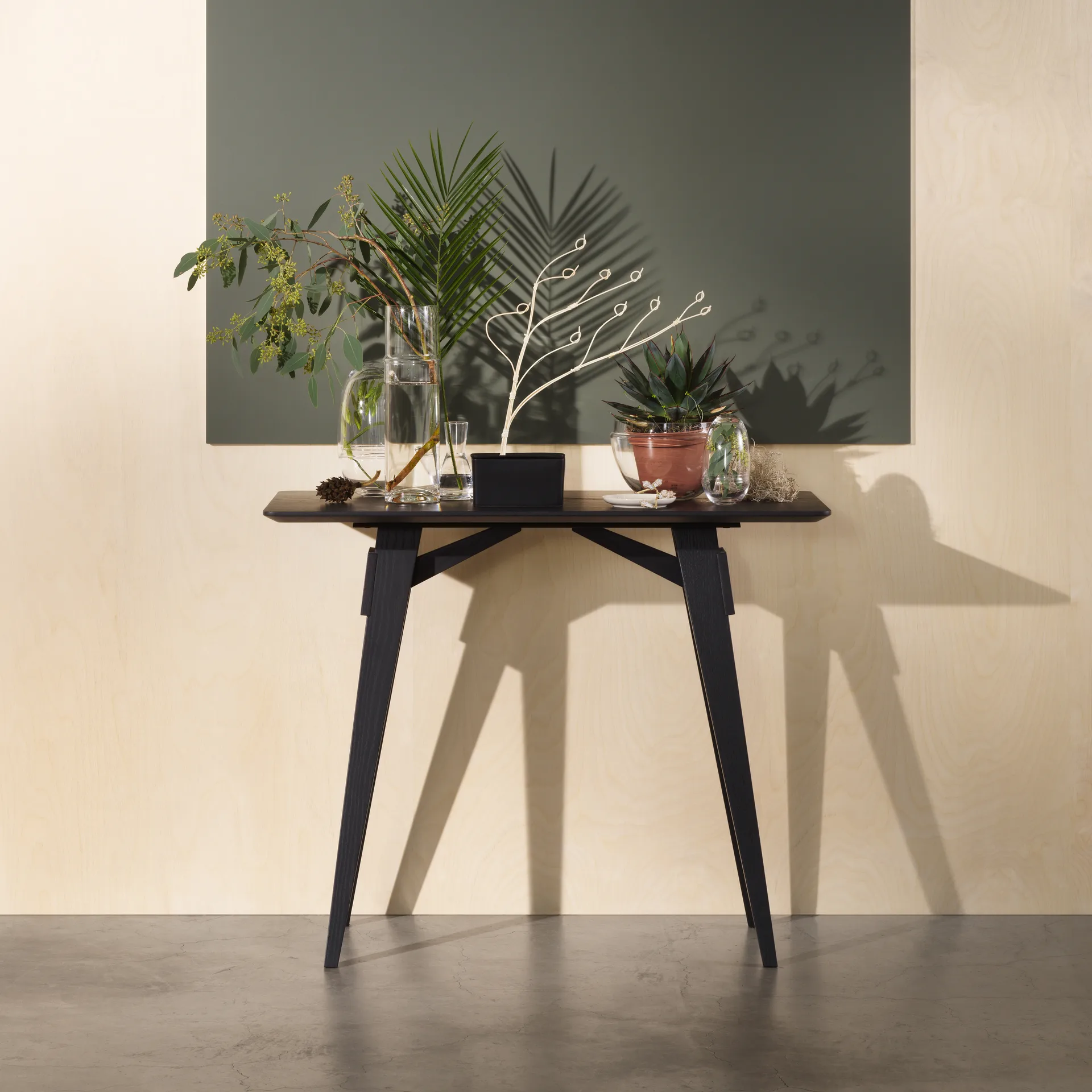 Arco Beistelltisch L, Schwarz Design House Stockholm