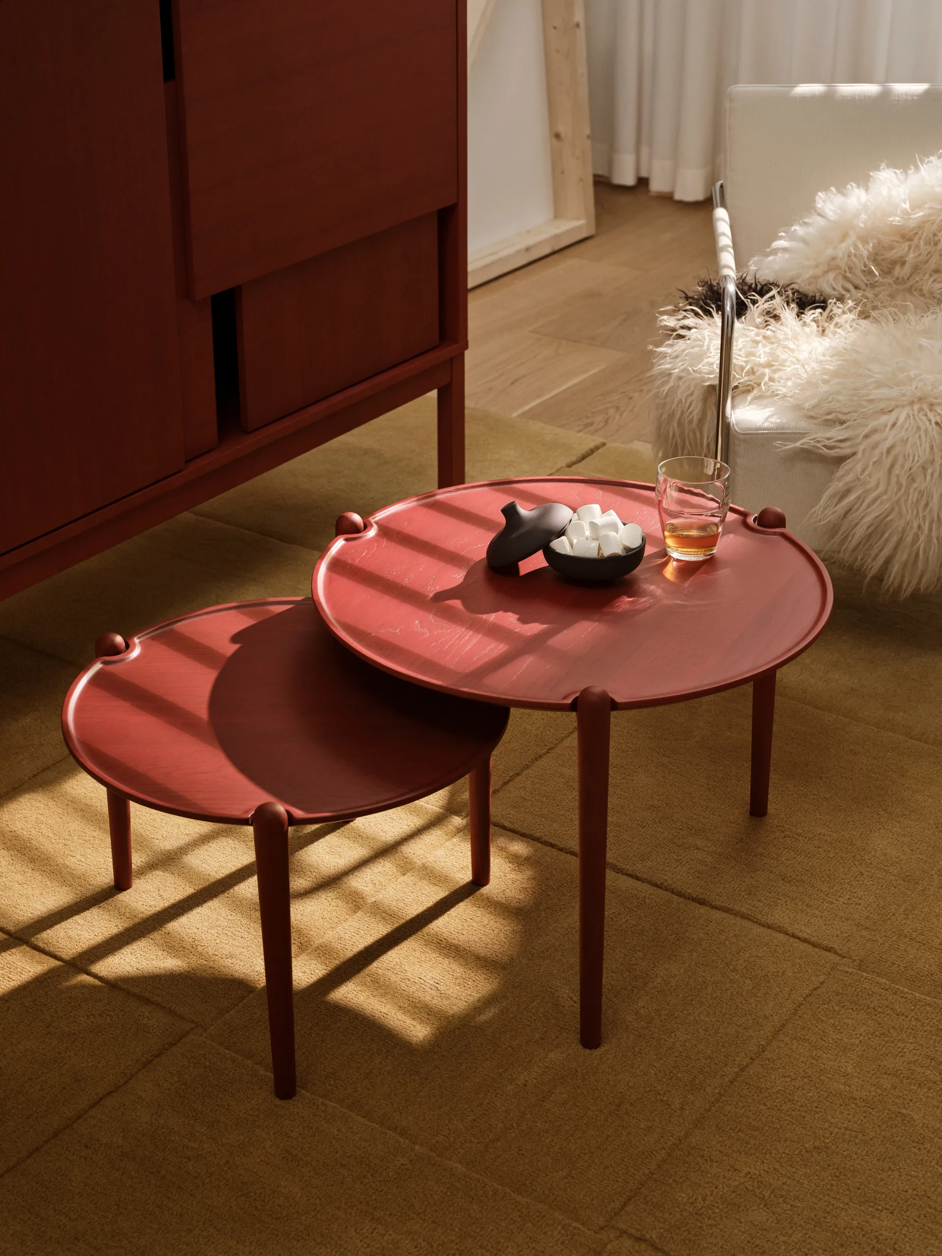 Aria Couchtisch, Red, Ø50x37 cm Design House Stockholm
