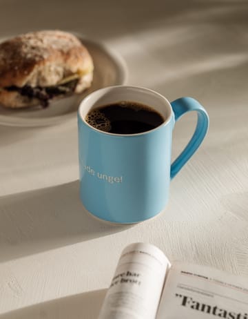 Astrid Lindgren Tasse, förgrömmade Unge! - Schwedischer Text - Design House Stockholm