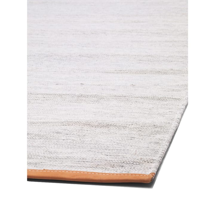 Björk Teppich Groß Off-White-Grau, 200 x 300 cm
​ Design House Stockholm