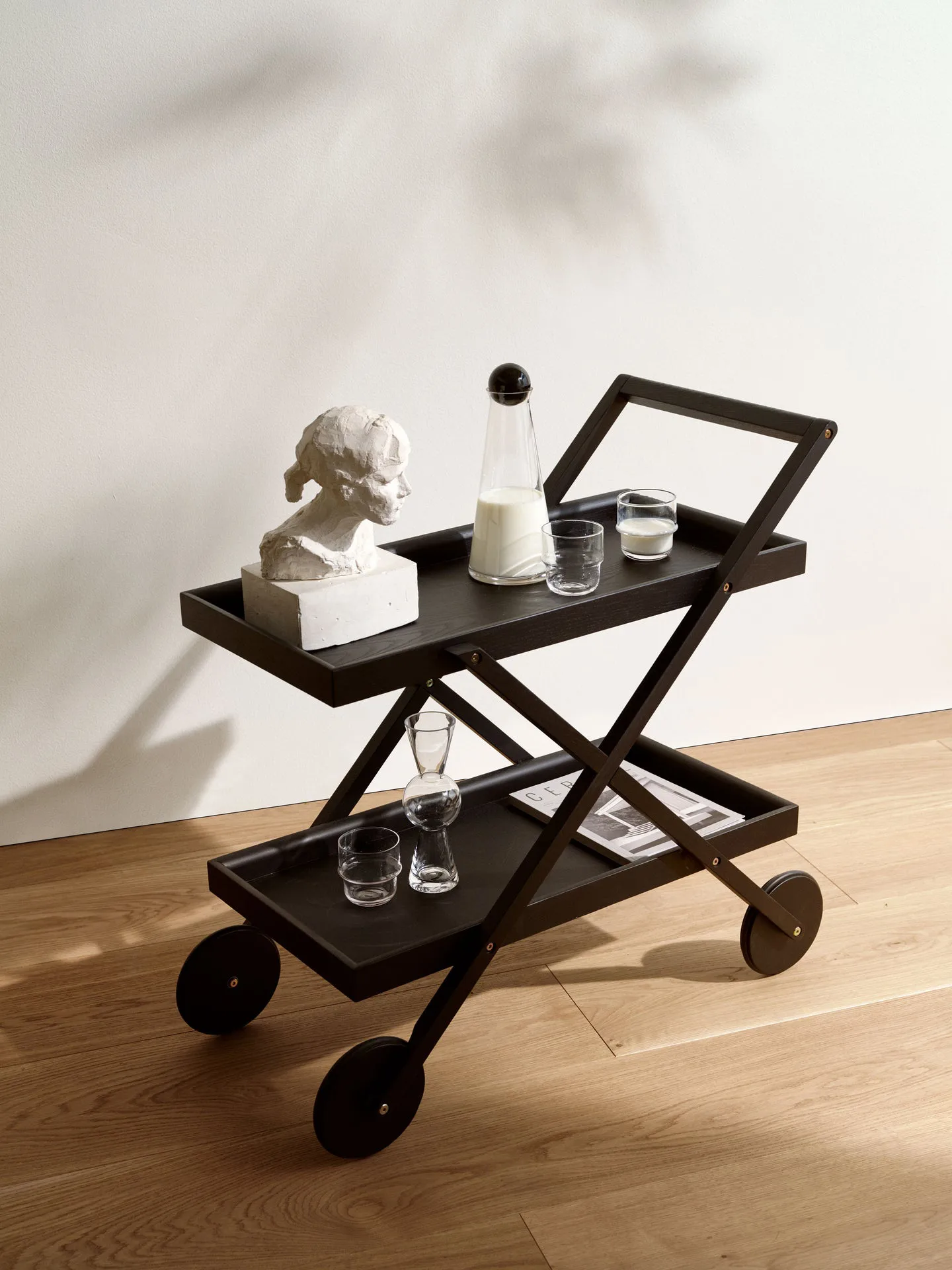 Fia Karaffe, Schwarz/klar Design House Stockholm