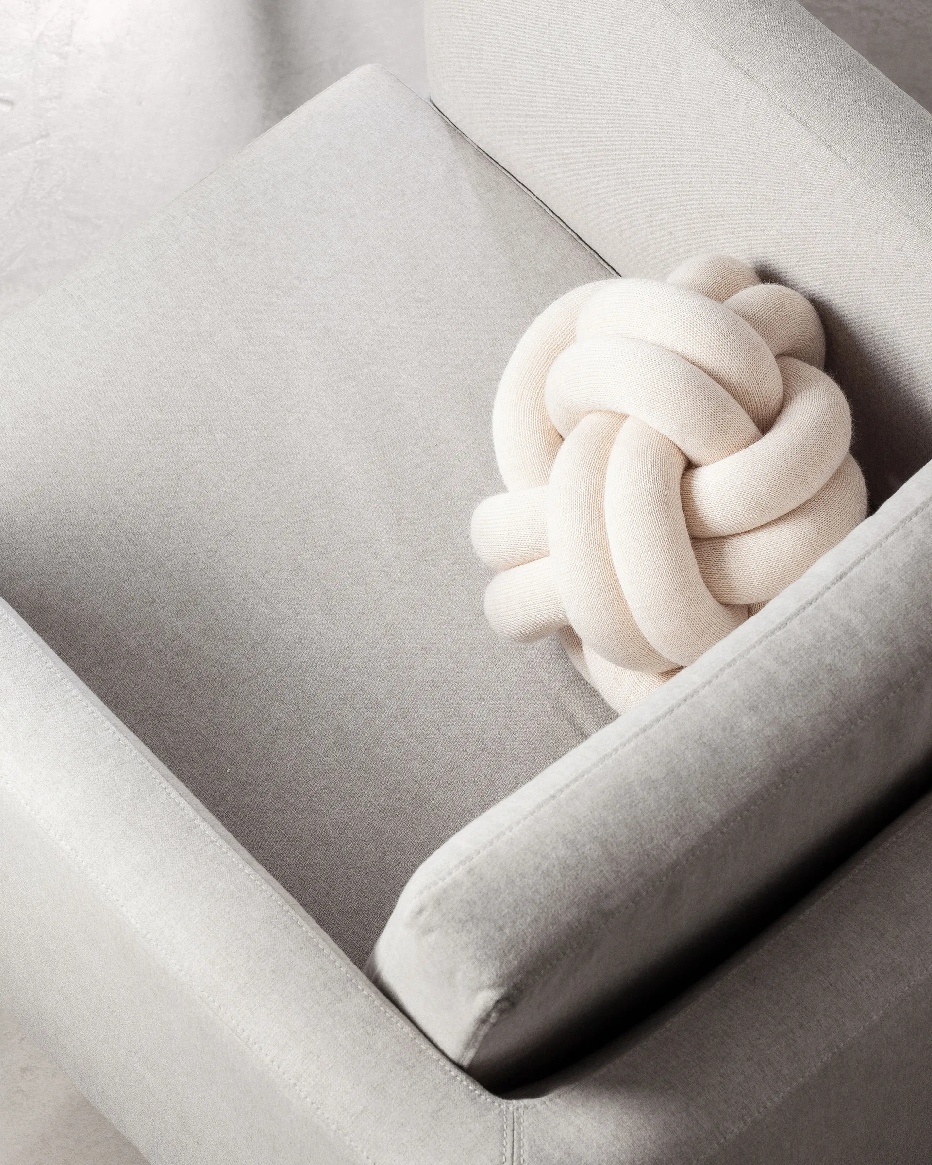 Knot Kissen, Cream Design House Stockholm