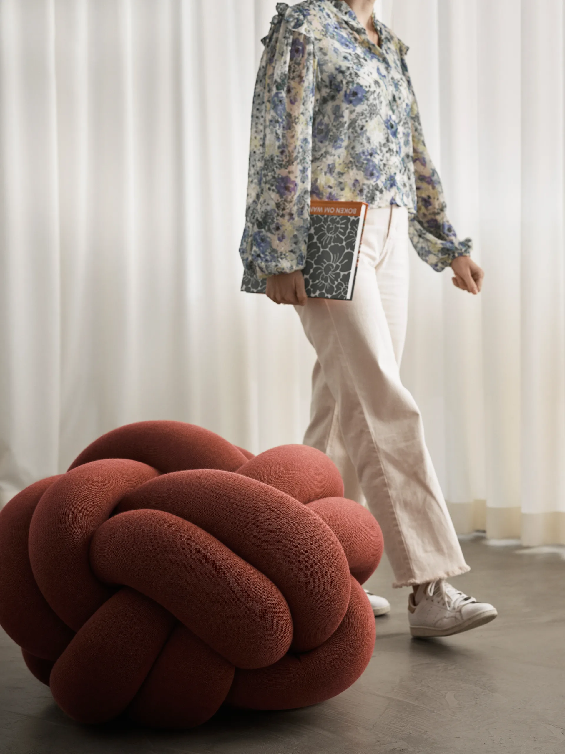 Knot Kissen XL, Ochre Design House Stockholm