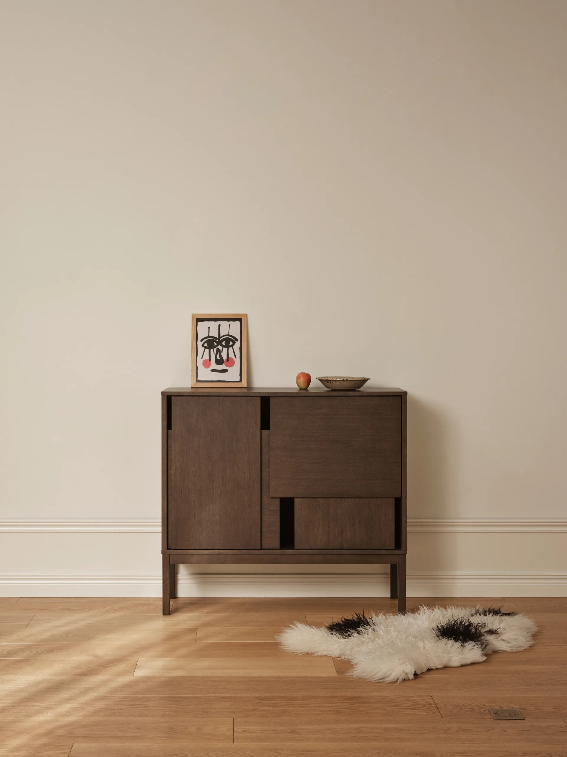 Layer Sideboard, Dunkle Eiche, 120x110, mit Beinen Design House Stockholm