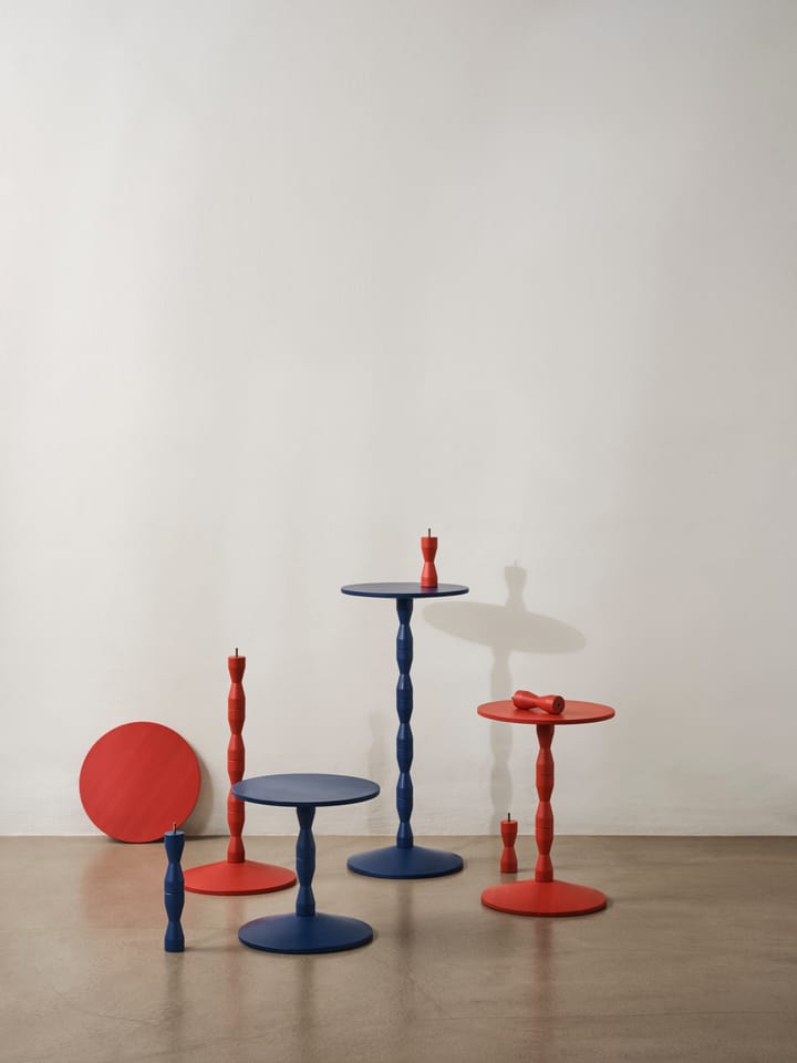 Pedestal Tisch Ø31 x 67,5cm, Red Design House Stockholm