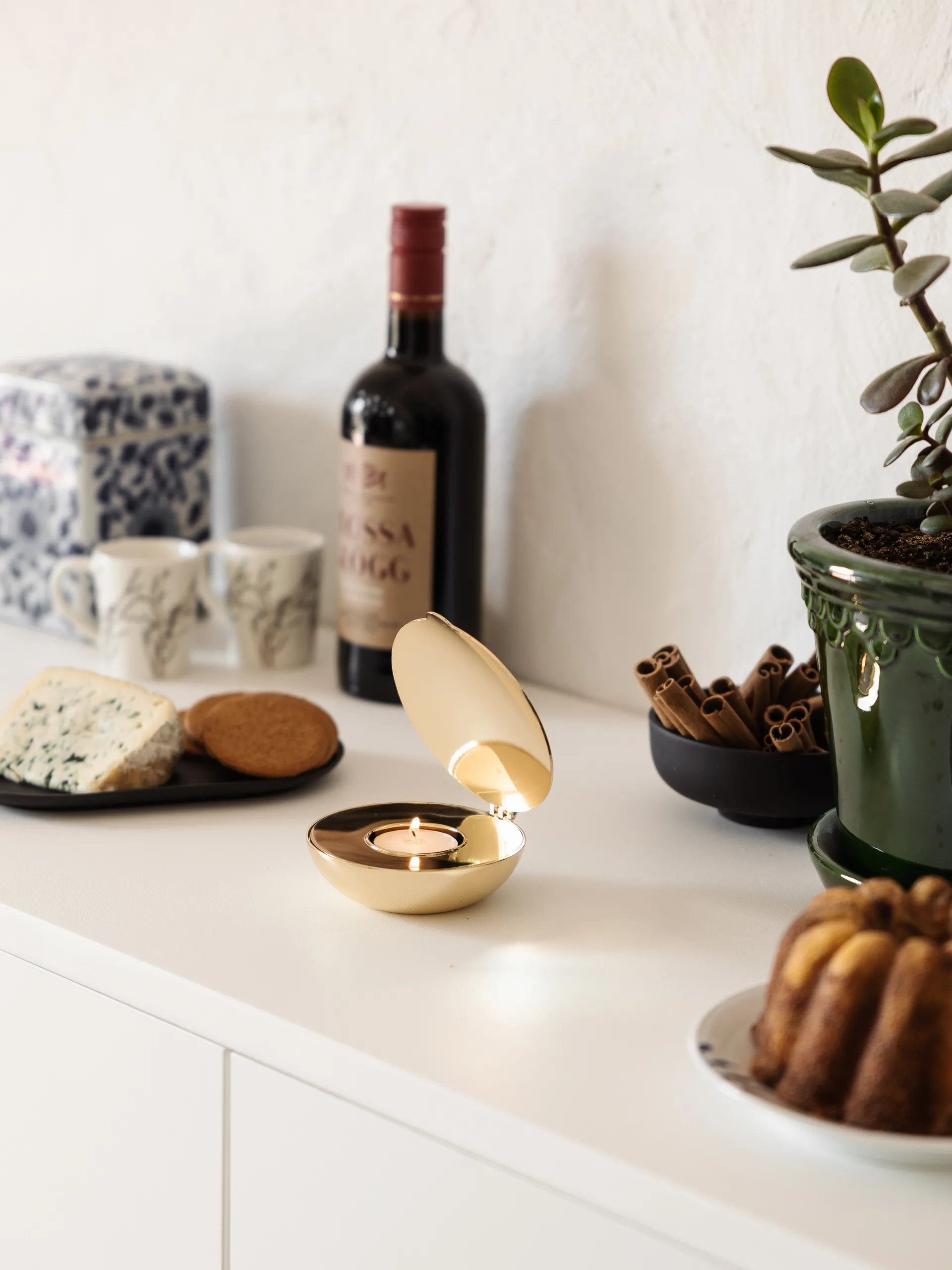 Shell Teelichthalter, Messing Design House Stockholm