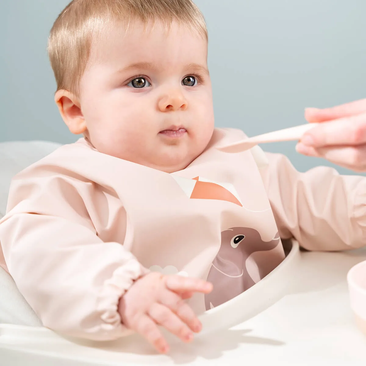 Playground Lätzchen mit Ärmeln, Powder Done by deer