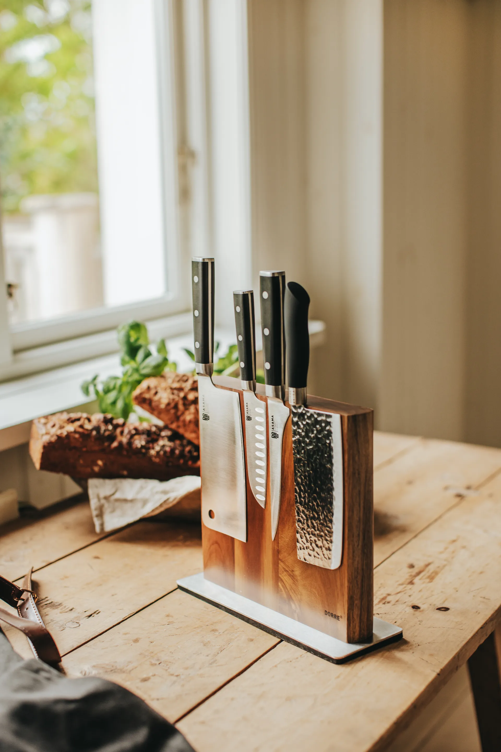 Kira Messerblock magnetisch, Edelstahl-Akazienholz FSC Dorre