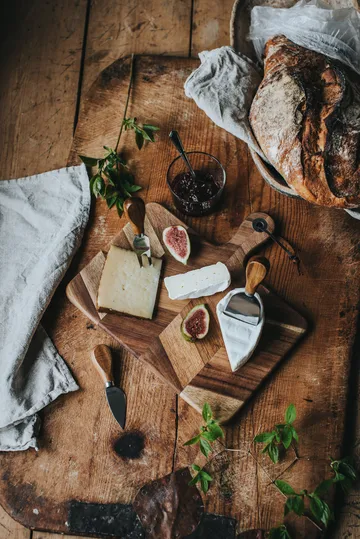 Ollie Käseplatte Fischgrätmuster 4-teilig - FSC Akazie - Dorre